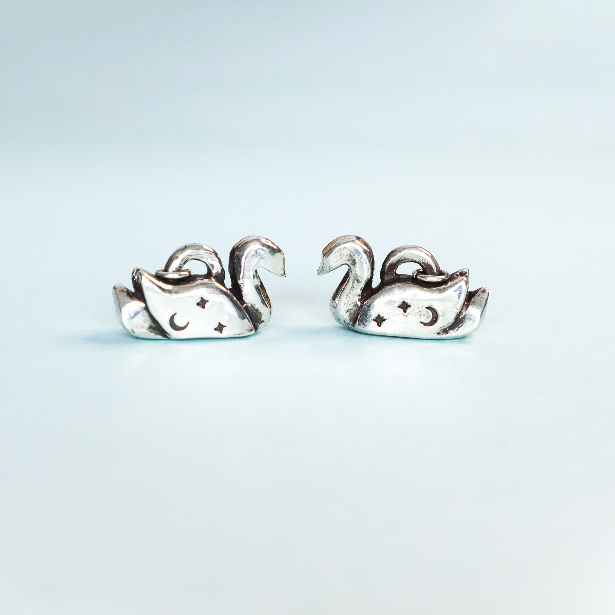 シルバースワンペンダント